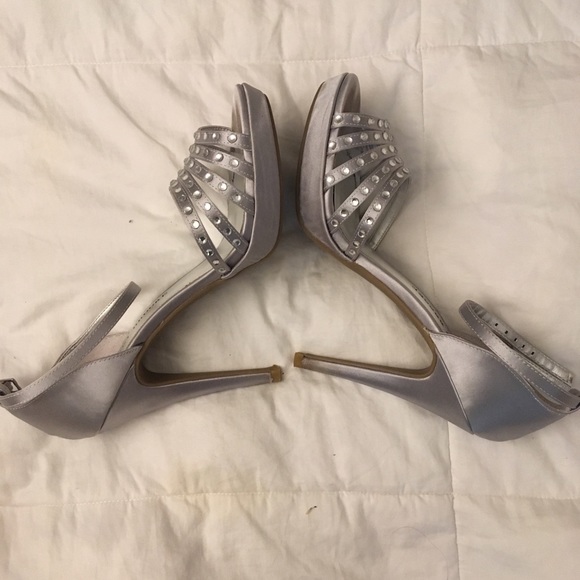 Audrey Brooke formal sandals - Picture 10 of 10